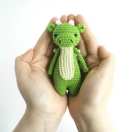 Mini Dragon Crochet Amigurumi Patte..